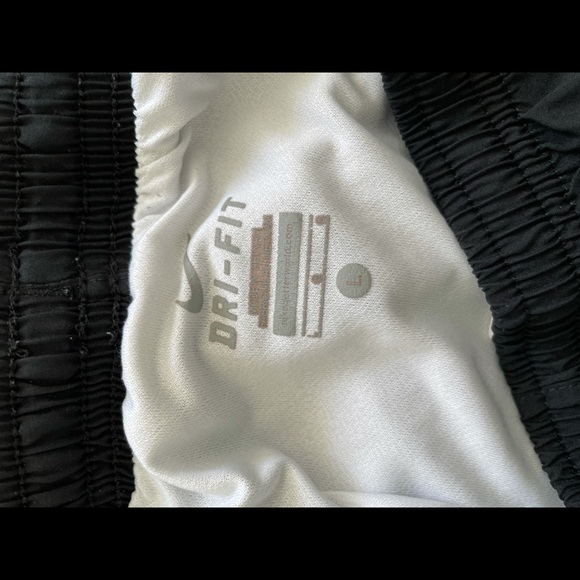 Nike Dri Fit Shorts - Picture 2 of 2